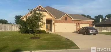 Main picture of 7103 Greenfield Dr