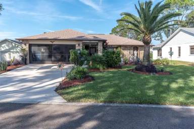 Main picture of 7099 Pond View Ct