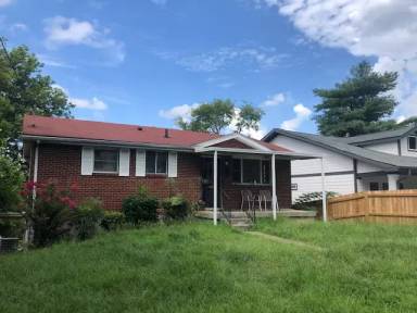 Main picture of 28 N Hill St
