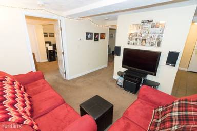 Main picture of 309 Summit Ave