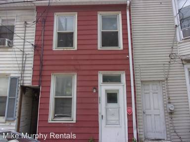 Main picture of 232 N 2nd St