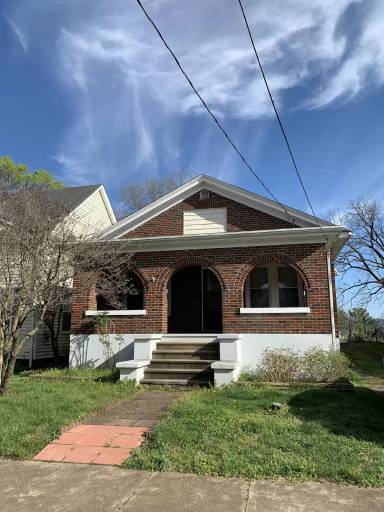 Main picture of 627 Murray Ave SE