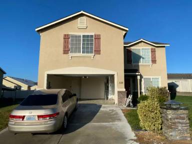 Main picture of 3310 Saratoga Ln