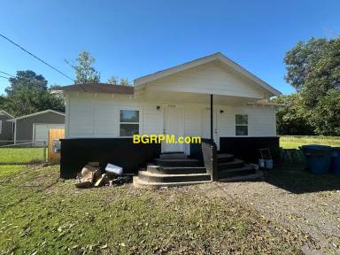 Main picture of 4938 Atkins St