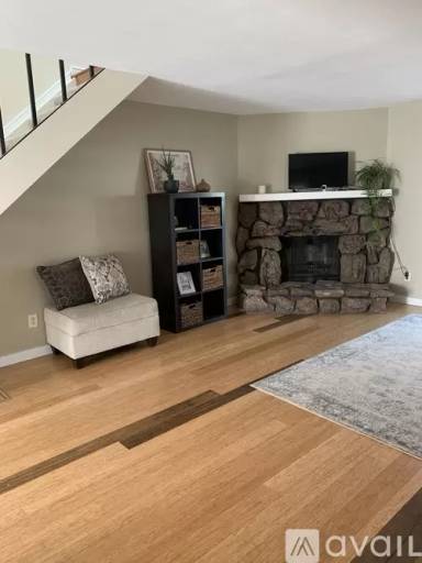 Main picture of 1901 Ross Ct
