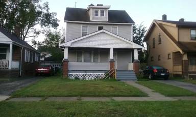 Main picture of 13702 S Parkway Dr