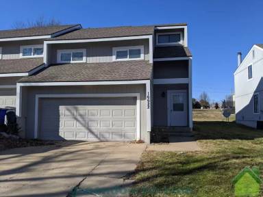 Main picture of 16600 W 141st St