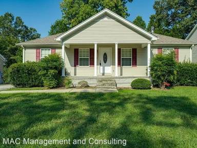 Main picture of 906 Bill Smith Rd