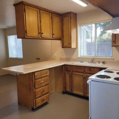 Main picture of 430 N Beech St