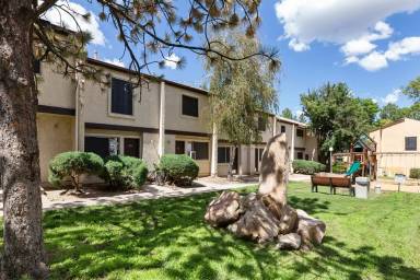 Main picture of Country Club Circle