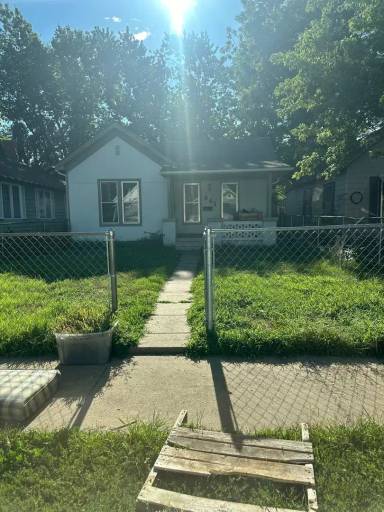 Main picture of 441 S 1Oth St