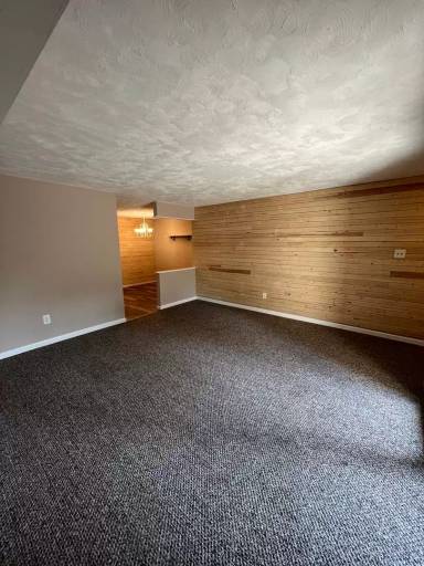 Main picture of 129 Lancaster Est