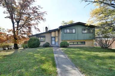 Main picture of 1318 Woodland Dr