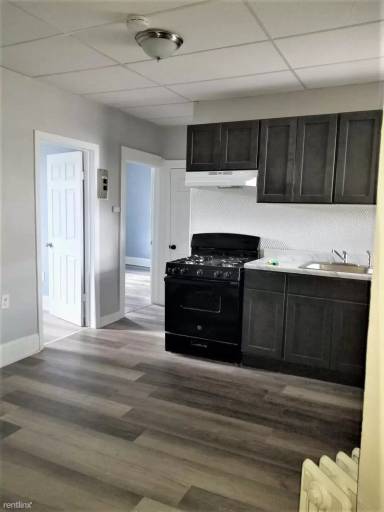 Main picture of 442 Market St