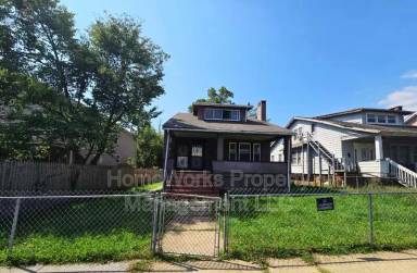 Main picture of 3406 Woodbine Ave