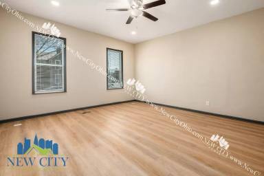 Main picture of 323 W Park Ave