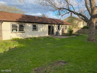 Main picture of 115 Meadowbrook Ln