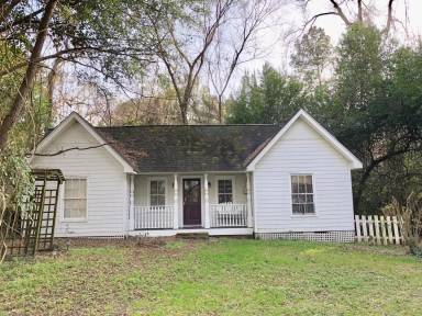 Main picture of 524 W Carolina Ave