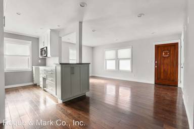 Main picture of 2922 Santa Monica Blvd