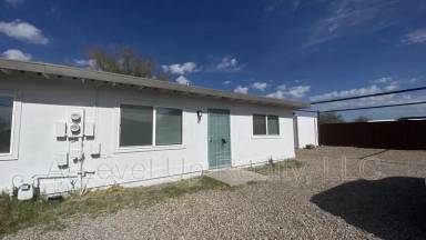 Main picture of 5745 S Southland Blvd