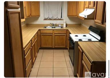 Main picture of 1304 Buena Vista Dr SE