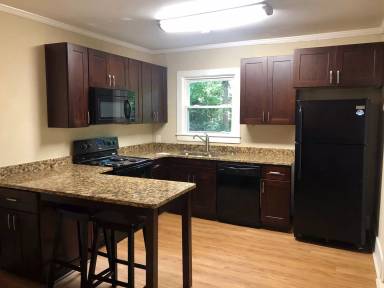 Main picture of 270 Riggs Dr