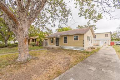 Main picture of 106 Southway Dr