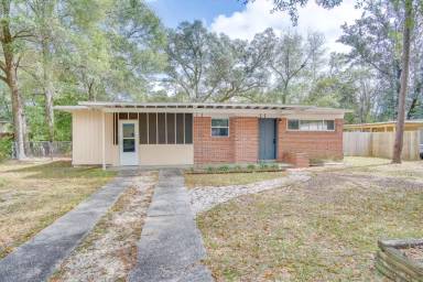 Main picture of 1004 Kearny Dr