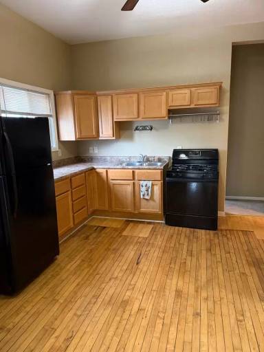 Main picture of 2443 S Logan Ave