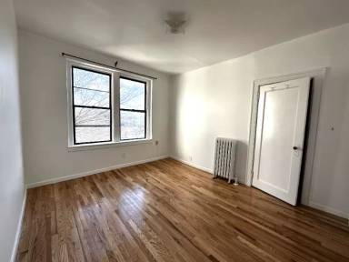 Main picture of 2446 29th St