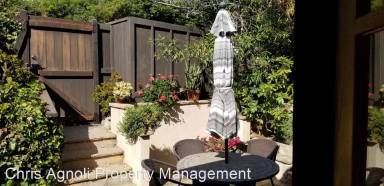 Main picture of 1763 Prospect Ave