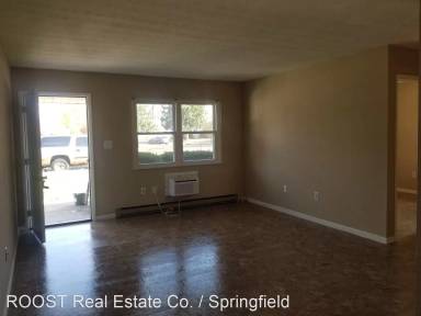 Main picture of 14 Candlewood Ct
