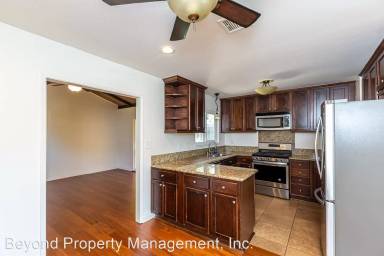 Main picture of 6845 Radcliffe Dr