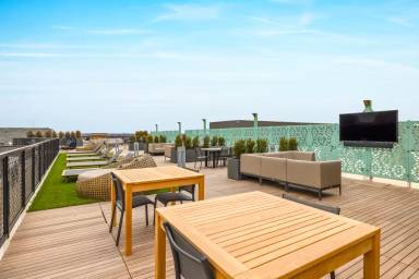 Main picture of Monroe Street Market