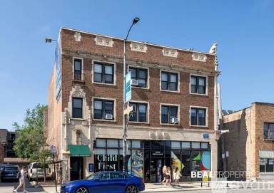 Main picture of 818 W Diversey Pkwy
