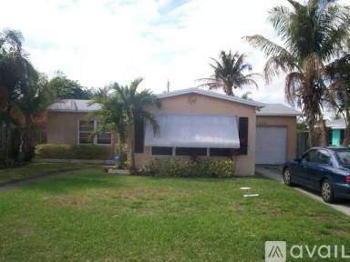 Main picture of 1433 NE 17th Ter