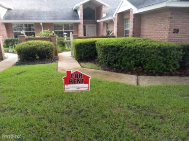Main picture of 39 NW 48th Blvd