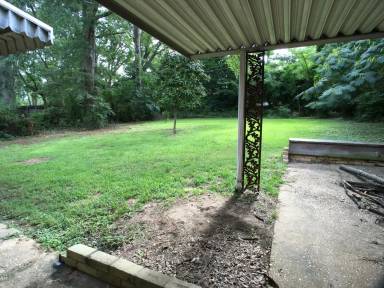 Main picture of 68 Brookhaven Dr