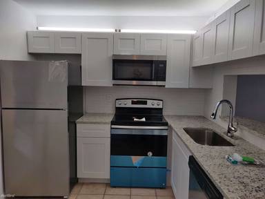 Main picture of 8750 Royal Palm Blvd