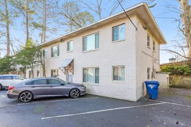 Main picture of 1978 Wellbourne Dr NE