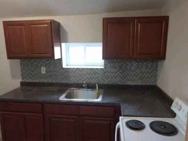 Main picture of 84 E Ashmead St