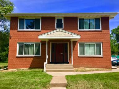 Main picture of 2105 Hillview Rd