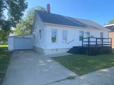 Main picture of 1025 S 1st St