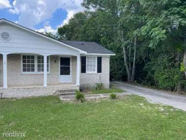 Main picture of 1634 W Main St