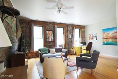 Main picture of 1706 W Ohio St