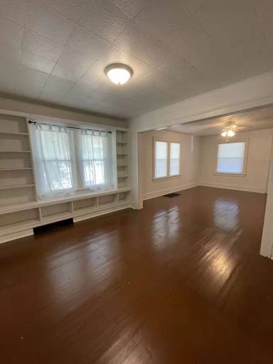 Main picture of 2805 Kossuth St