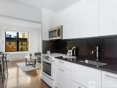 Main picture of The Greystone