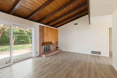 Main picture of 8026 Irondale Ave