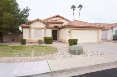 Main picture of 510 W Sereno Dr