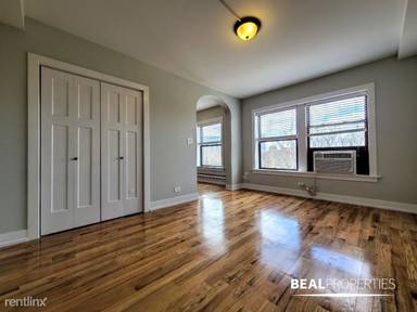 Main picture of 550 W Arlington Pl Apartments